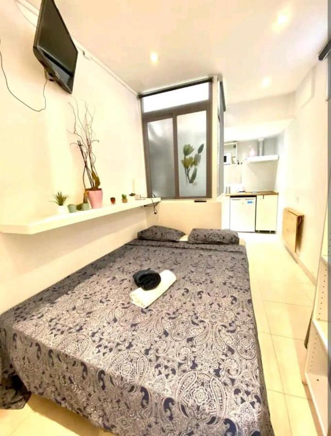 011 Apartamento 1 3 Lägenhet Barcelona Exteriör bild